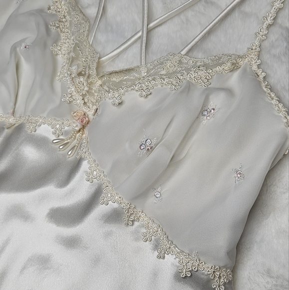 VINTAGE PRIVATE LUXURIES Matching Bridal Babydoll Nightie And Robe - Picture 10 of 16